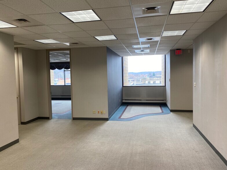 More Photos Of 434 Main St, Zanesville Office For Lease