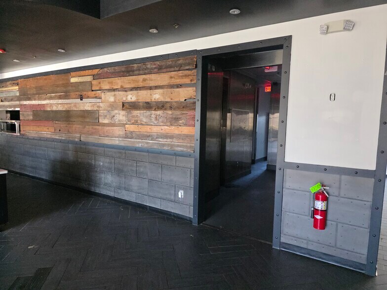 More Photos Of 1940 Cinema Dr, Rock Hill Restaurant For Lease