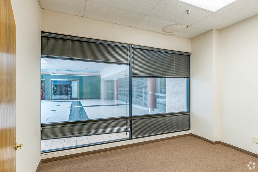 More Photos Of 500 Galleria Dr, Johnstown Unknown For Sale
