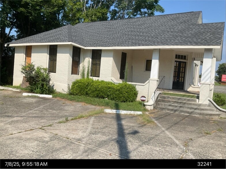 Primary Photo Of 2968 Vineville Ave, Macon-Bibb Medical For Sale