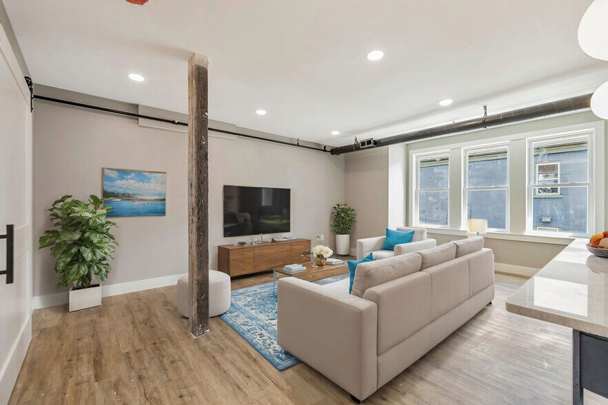 More Photos Of 6011 Madison Rd, Cincinnati Storefront Retail Residential For Sale