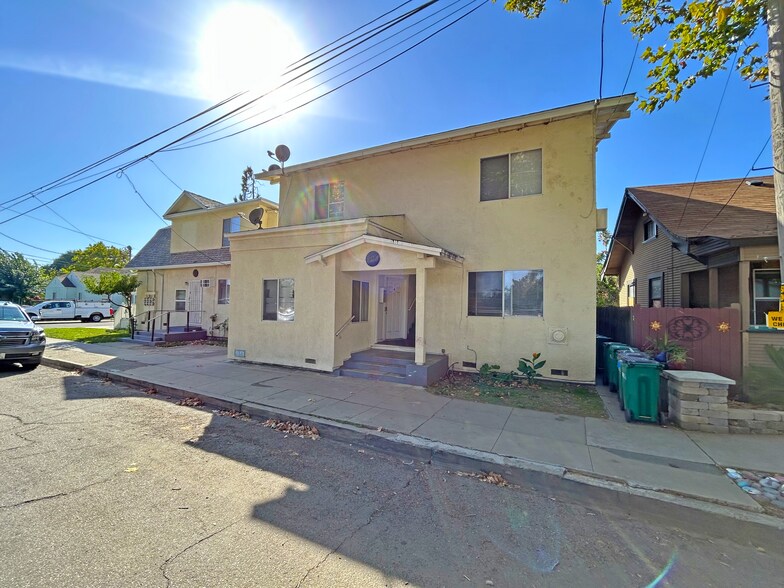 More Photos Of 101 De Force Ave, Lodi Apartments For Sale