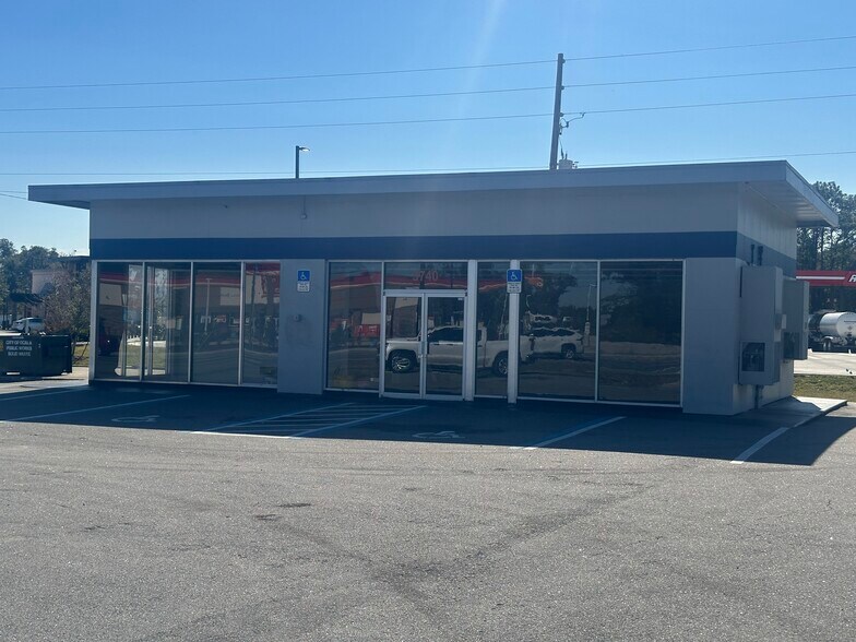 More Photos Of 3740 NW Blitchton Rd, Ocala Service Station For Lease