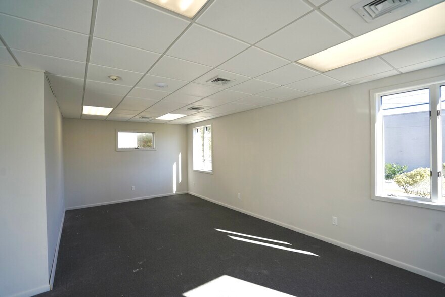 More Photos Of 29 Church St, Ramsey Office For Sale