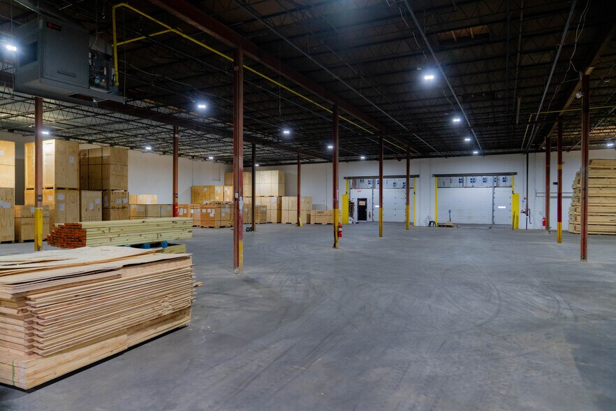 More Photos Of 1101 Hanzlik Ave, Rosedale Manufacturing For Lease