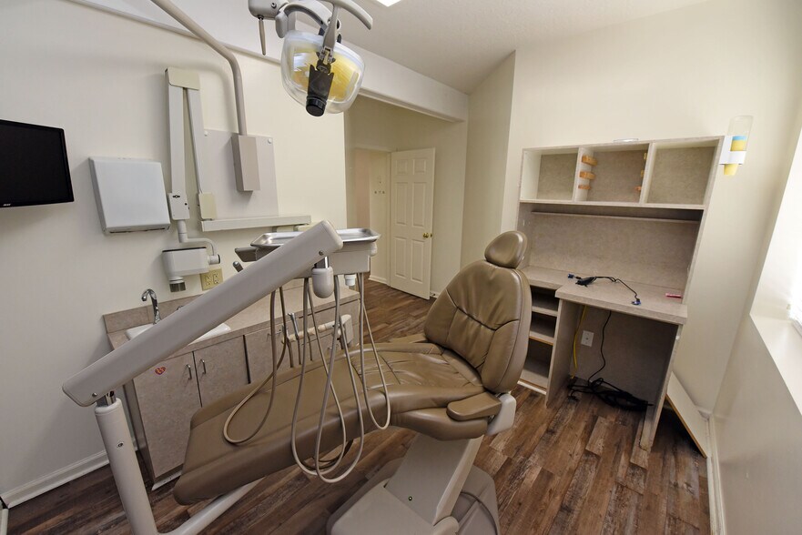 More Photos Of 10 Deer Crossing Trl, Blairsville Office For Lease