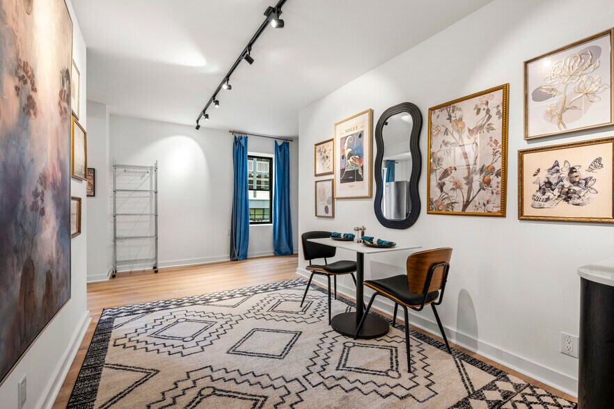 More Photos Of 9-13 Broadway St, Asheville Storefront Retail Office For Sale