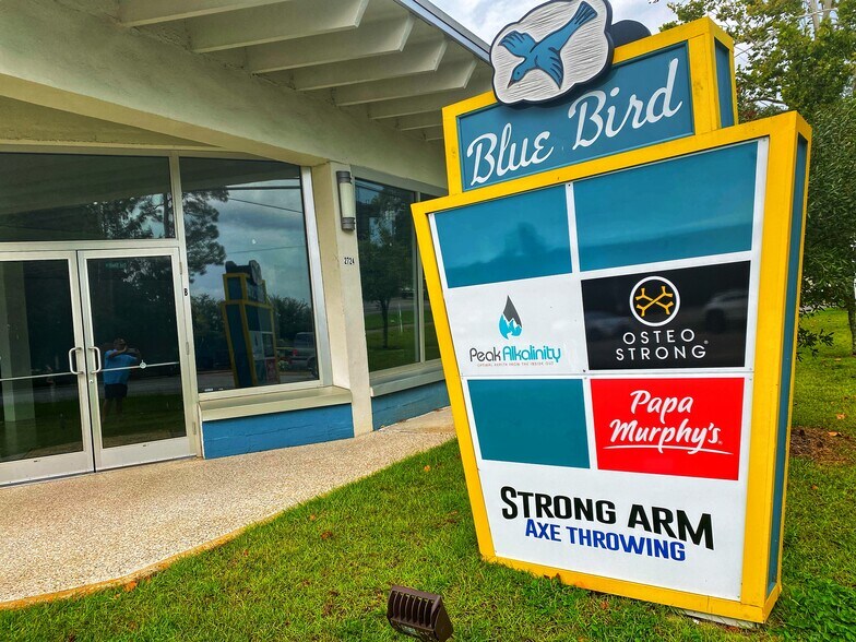 More Photos Of 2724 Old Shell Rd, Mobile Freestanding For Lease