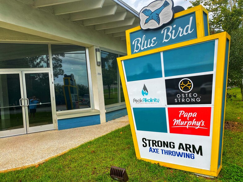 More Photos Of 2724 Old Shell Rd, Mobile Freestanding For Lease