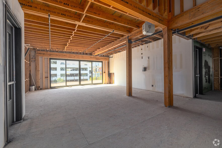 More Photos Of 415 E Cevallos St, San Antonio Restaurant For Lease