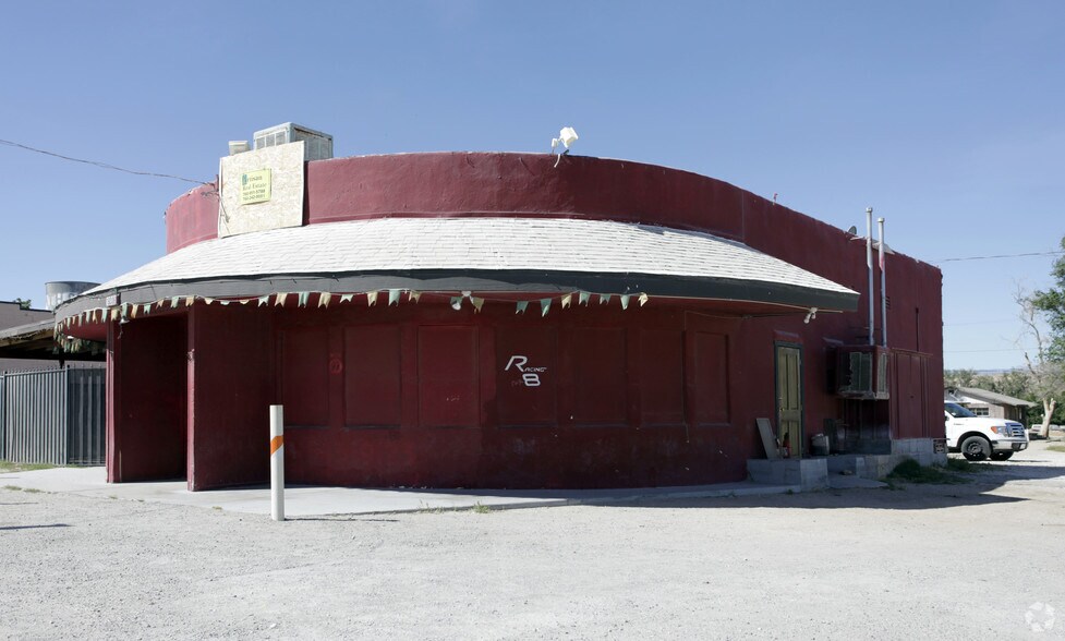 More Photos Of 19306 National Trails Hwy, Oro Grande Bar For Sale