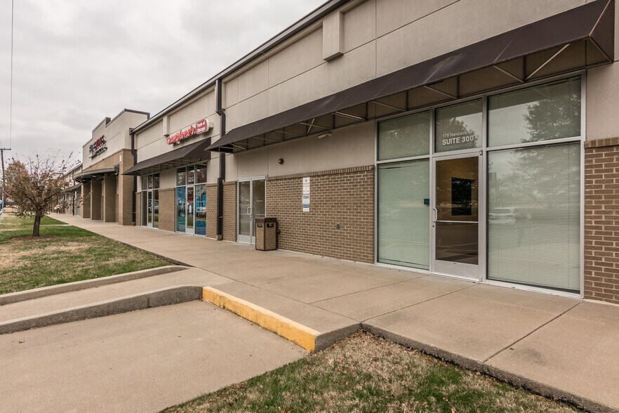 More Photos Of 179 Hancock St, Gallatin Storefront For Lease