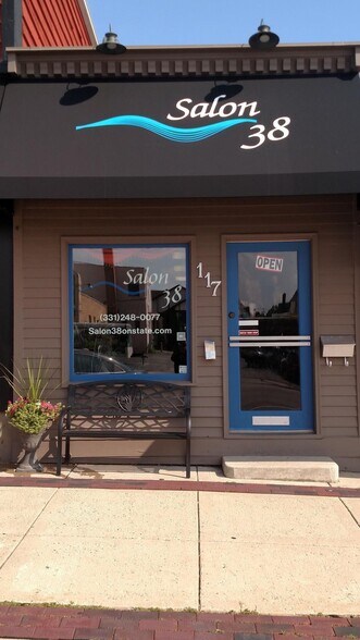 More Photos Of 117 W State St, Geneva Storefront Retail Office For Lease