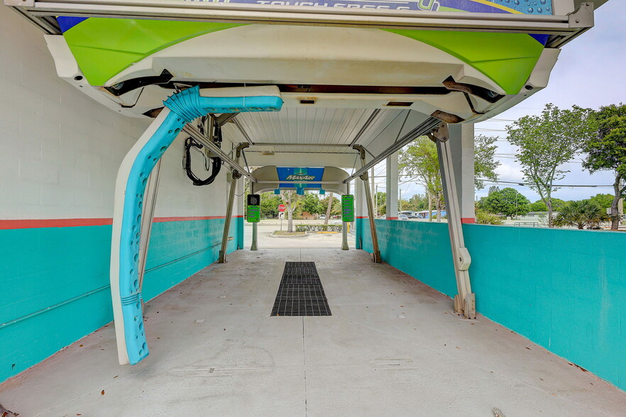 More Photos Of 3901 Orange Ave, Fort Pierce Freestanding For Sale