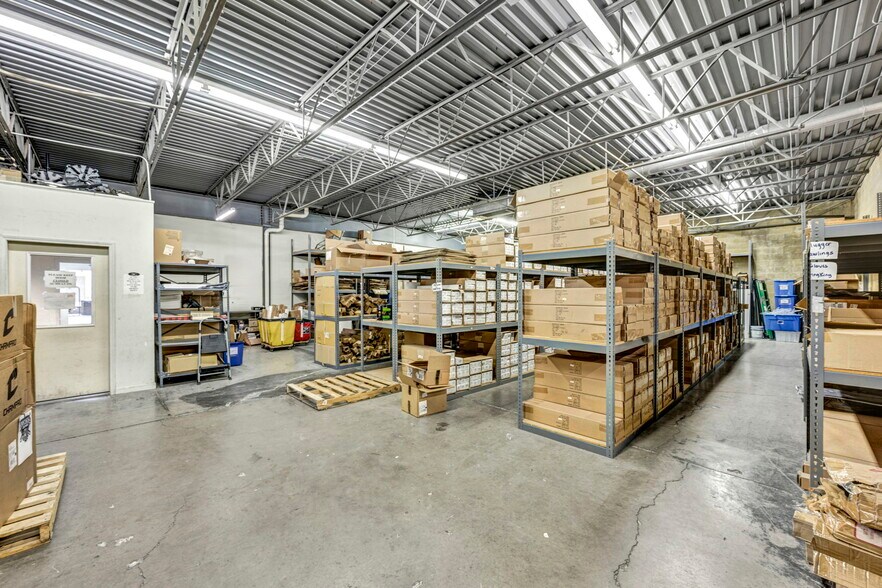 More Photos Of 9431 Mentor Ave, Mentor Freestanding For Sale