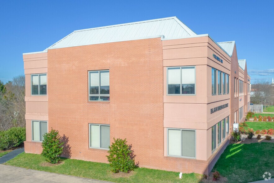 More Photos Of 44335 Premier Plz, Ashburn Medical For Sale