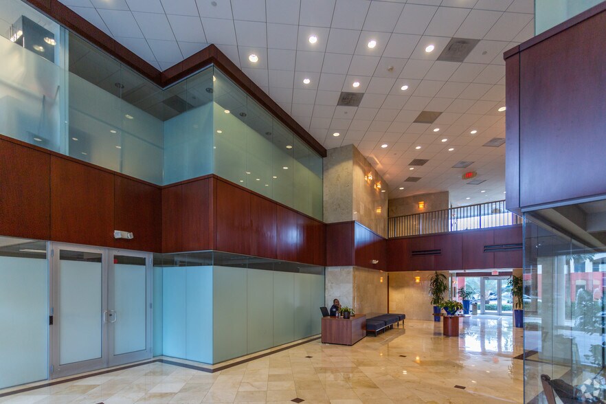 More Photos Of 9850 NW 41st St, Doral Office For Lease