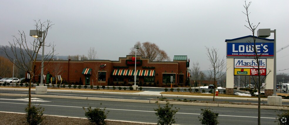 More Photos Of 215 Mountain Ave, Hackettstown Unknown For Lease