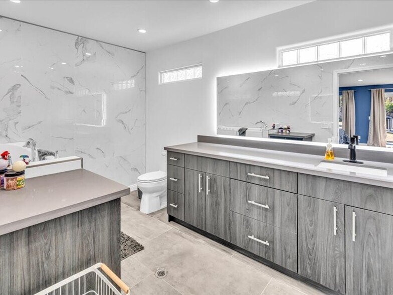 More Photos Of 535 S Warm Sands Dr, Palm Springs Hotel For Sale