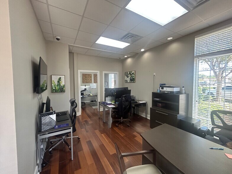 More Photos Of 36250 Emerald Coast Pky, Destin Office For Lease