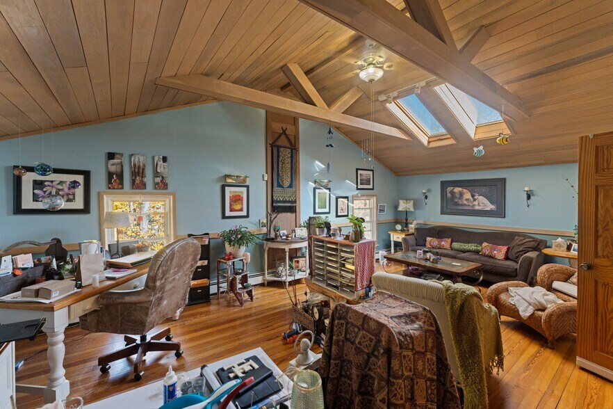 More Photos Of 4372 Post Rd, East Greenwich Office Residential For Sale