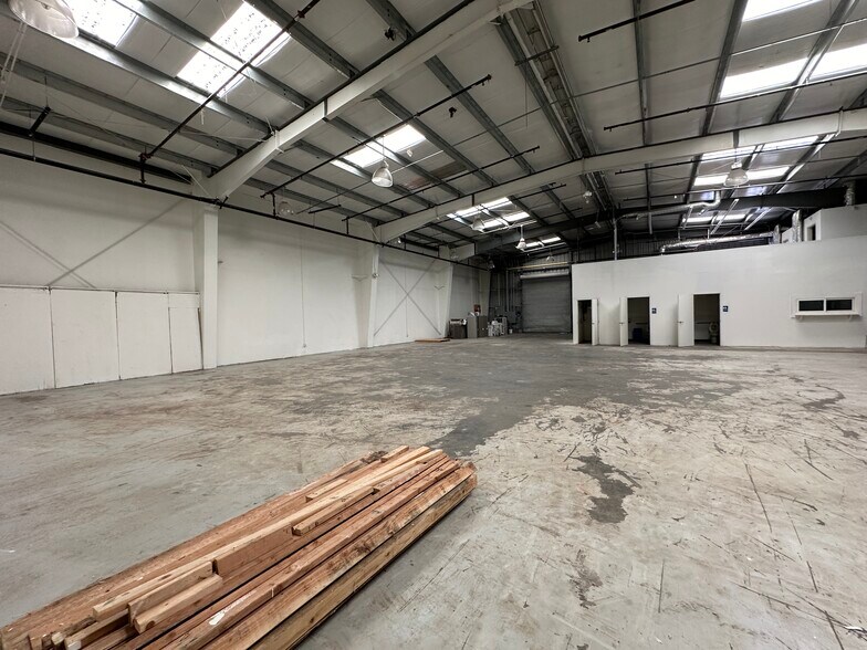 More Photos Of 1405 Van Dyke Ave, San Francisco Industrial For Sale