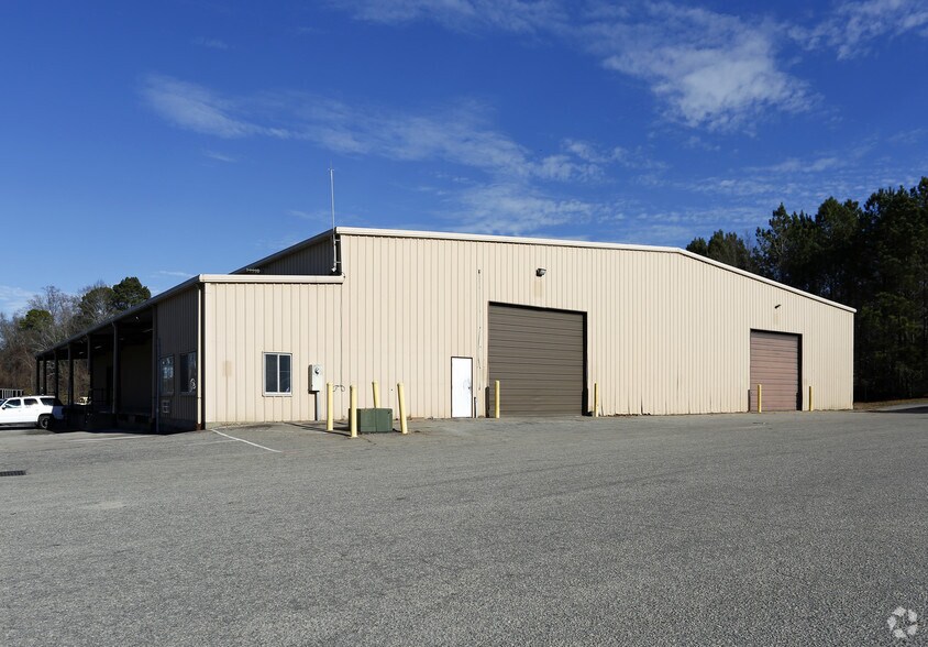 Primary Photo Of 401 Broad St, Fuquay-Varina Manufacturing For Lease
