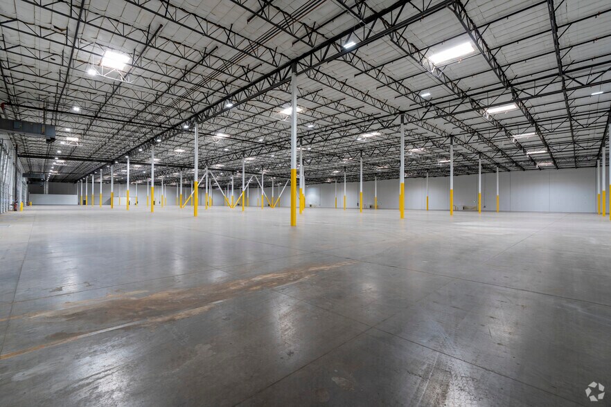 More Photos Of 775 Waltham Way, Sparks Distribution For Lease