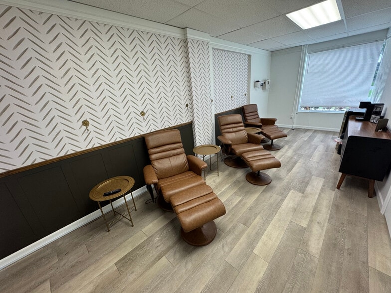 More Photos Of 244 E Graves Ave, Orange City Apartments For Lease