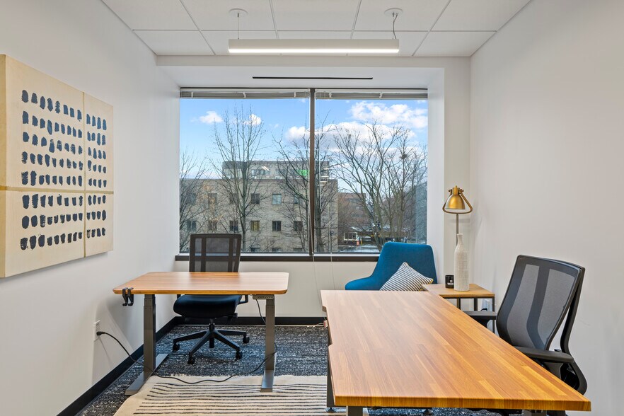 More Photos Of 3060 Williams Dr, Fairfax Office For Lease