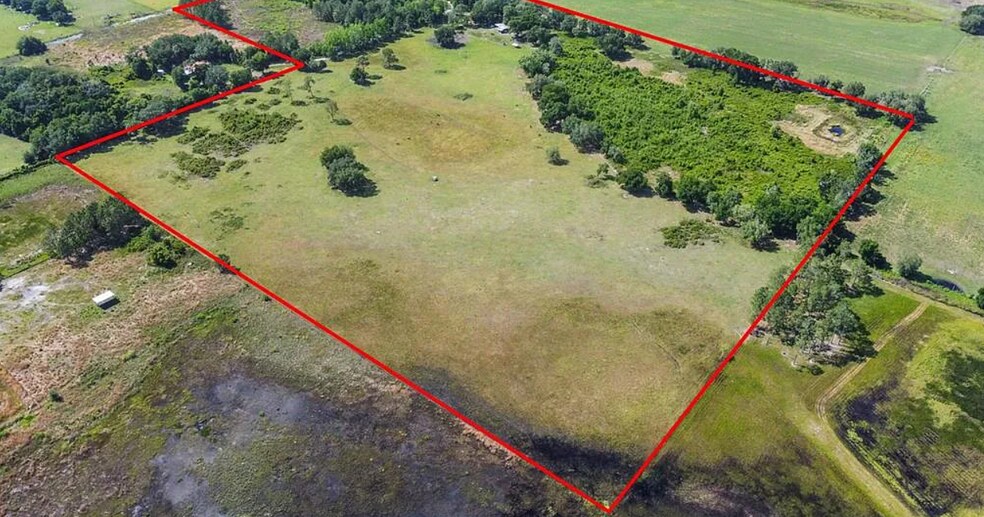 More Photos Of 101 SE 51st Lane, Center Hill Land For Sale
