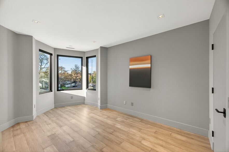 More Photos Of 585 Riverside Drive, Napa Multifamily For Sale