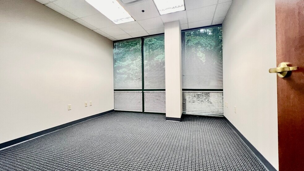 More Photos Of 46 Innovation Dr, Norcross Loft Creative Space For Lease