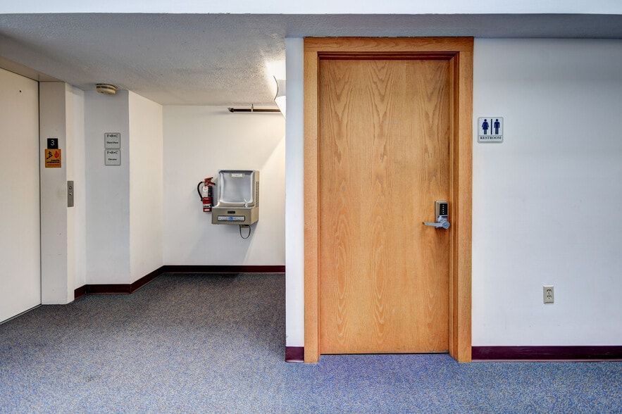 More Photos Of 121 E Front St, Traverse City Medical For Sale
