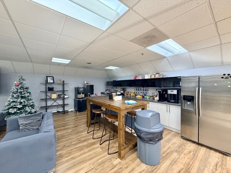 More Photos Of 278 Castro St, Mountain View Office For Lease