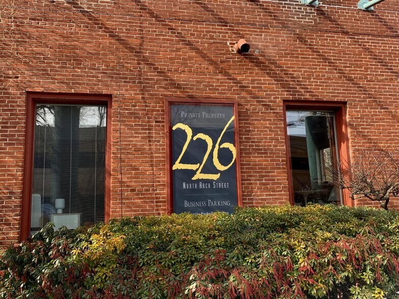 More Photos Of 226 N Arch St, Lancaster Loft Creative Space For Lease