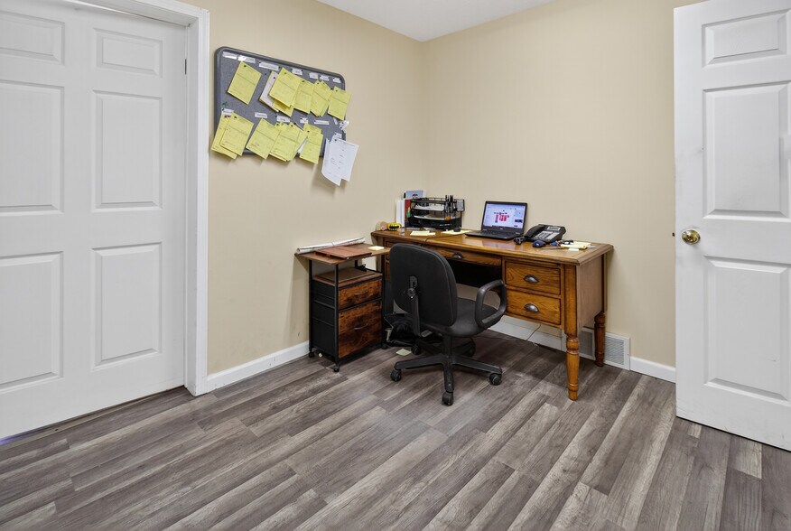 More Photos Of 3530 - 3532 Union St, North Chili Freestanding For Sale