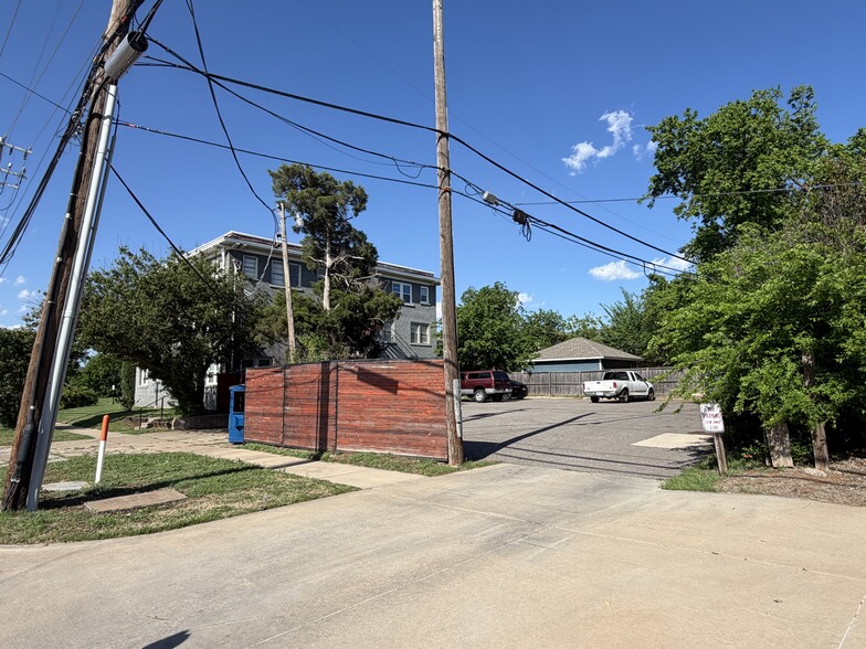 More Photos Of 200 NE 14th St, Oklahoma City Apartments For Sale