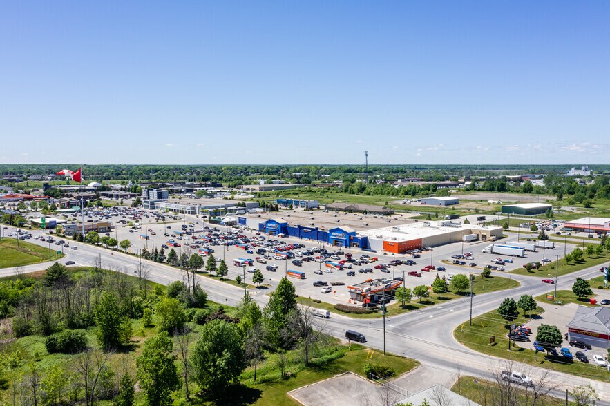 More Photos Of 1942 Parkedale Ave, Brockville Unknown For Lease