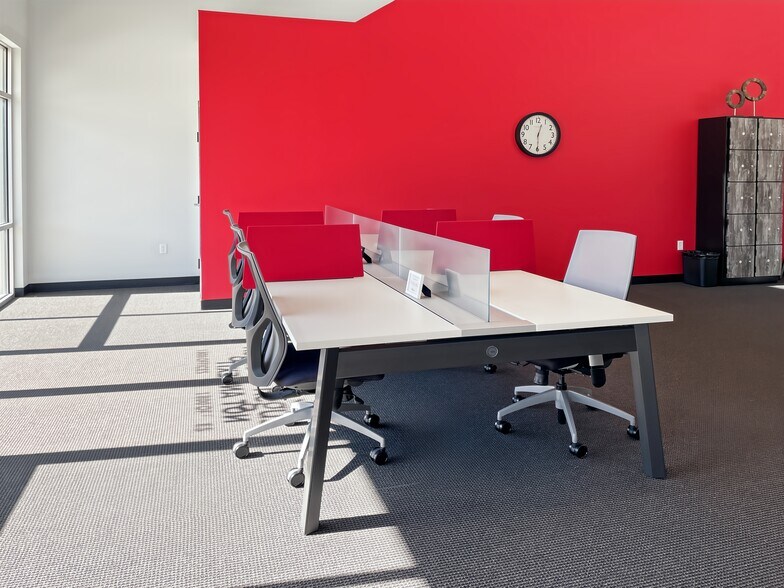 More Photos Of 8211 E Regal Pl, Tulsa Coworking Space