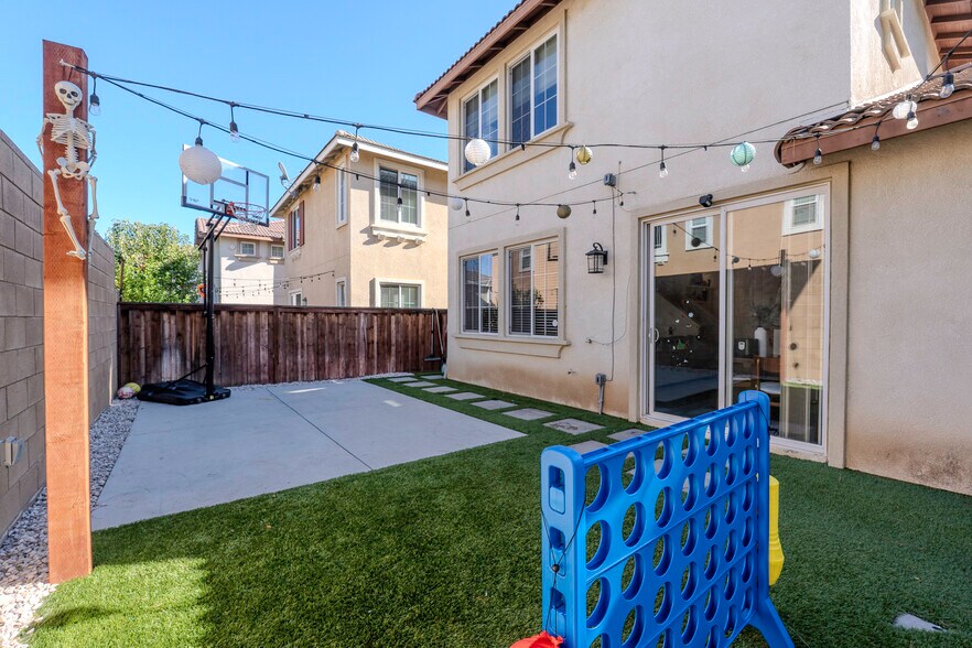 More Photos Of 10997 Cedarhurst Way, Riverside Multifamily For Sale