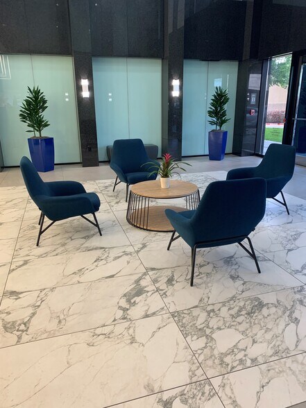 More Photos Of 14800 Landmark Blvd, Dallas Office For Lease