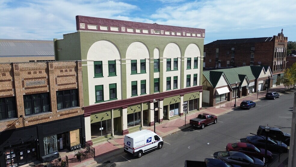 More Photos Of 1212 Meridian St, Anderson General Retail For Sale