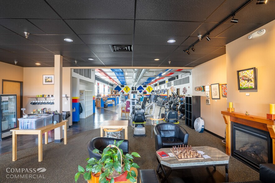 More Photos Of 6735 SW Country Club Dr, Corvallis General Retail For Sale