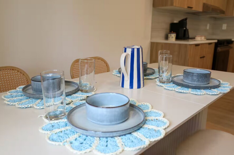 More Photos Of 2616 Lakeview Dr, Naples Apartments For Sale