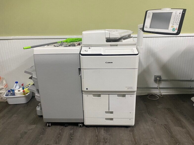 More Photos Of 2773-2775 Webster Ave, Bronx Storefront Retail Residential For Lease