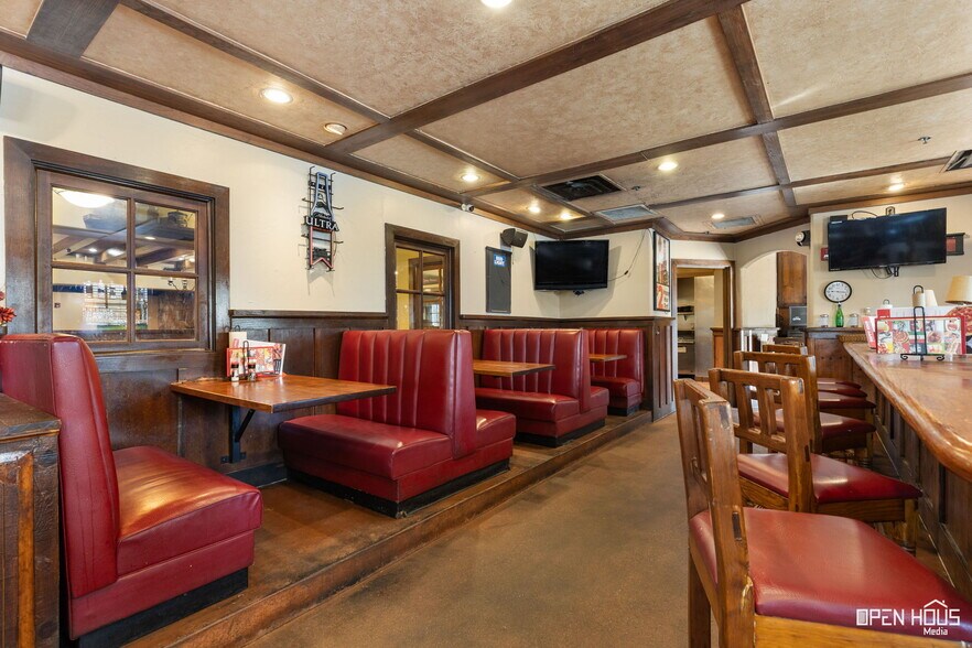 More Photos Of 4330 Kell Blvd, Wichita Falls Restaurant For Sale