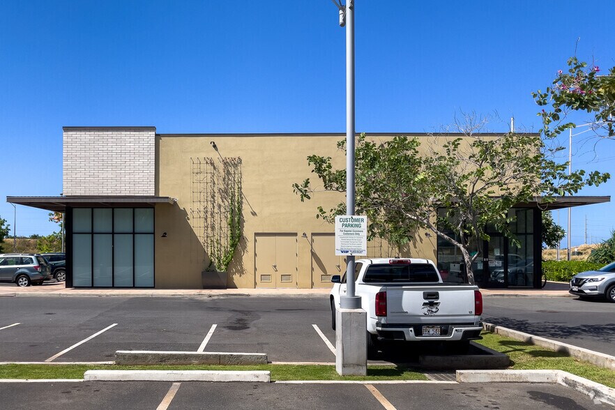 More Photos Of 4460 Kapolei Pky, Kapolei Freestanding For Lease