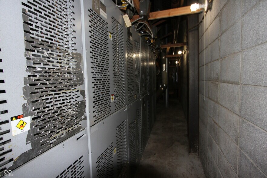 More Photos Of 1244 W Main St, Greenfield General Retail For Sale