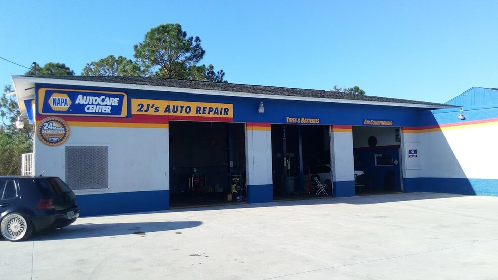 Primary Photo Of 336 Gunnery Rd, Lehigh Acres Auto Repair For Sale